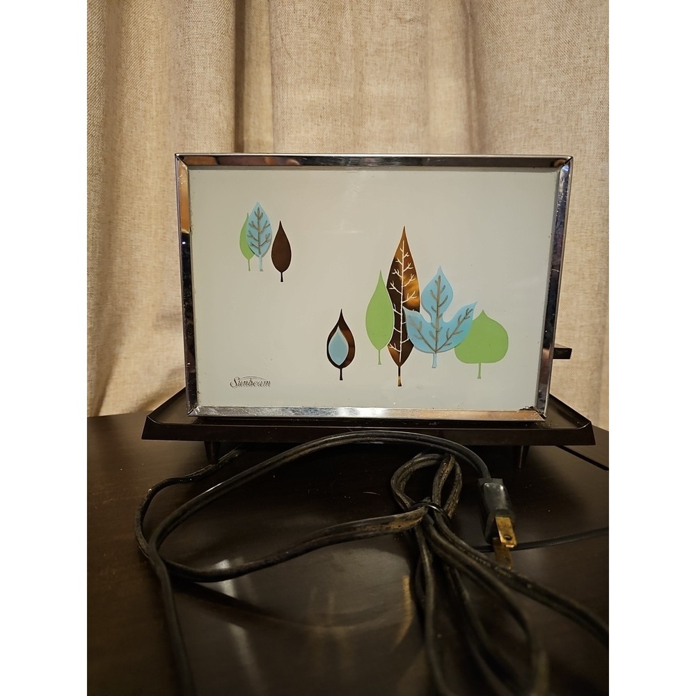 Vtg Sunbeam AT-A Toaster Mid Century Glass White W/ Leaf Design Works